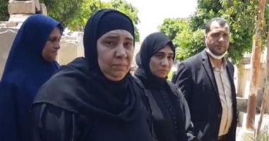 زغاريد أمام قبر سائق تاكسى قتل فى العاشر بعد إحالة أوراق القاتل للمفتى.. لايف