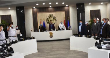 محافظ أسوان: 85 مليار جنيه حجم المشروعات الجارية.. صور
