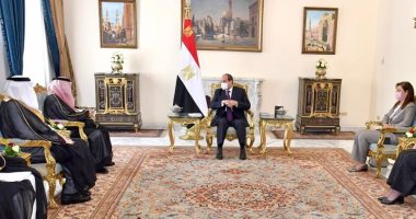 الرئيس السيسى يستقبل وزير التجارة السعودى.. ويؤكد موقف مصر الثابت من دعم أمن واستقرار المملكة.. وتعزيز حركة التجارة البينية والمشروعات المشتركة.. والقصبى ينقل تحيات خادم الحرمين وولى العهد للرئيس