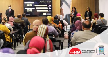 محافظ الإسكندرية يؤكد أهمية التدريب ورفع كفاءة العاملين بالجهاز الإدارى وإعداد الكوادر