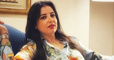 نهى صالح تصور فيلم "200 جنيه" مع إسعاد يونس والمخرج محمد أمين