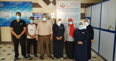 أطباء مستشفى مطروح العام ينجحون فى إجراء عملية ولادة لسيدة مصابة بكورونا داخل عناية العزل.. الفريق الطبى يكشف تفاصيل إجراء العملية.. مدير المستشفى يؤكد استقرار حالة الأم والمولود تلقى الرعاية داخل الحضانة