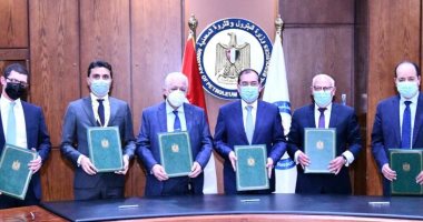 "التعليم" و"البترول" ومحافظ بورسعيد يوقعون اتفاقية لتنفيذ مشروعات تعليم فنى