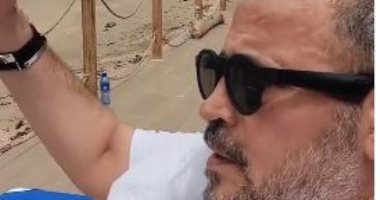 جورج وسوف فى "قعدة" سلطنة على ضفاف البحر فى أحدث ظهور.. فيديو وصور