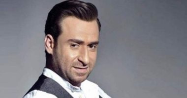 زوجة نضال الشافعى: فى غرفة العمليات دلوقتى وأطالب الجميع بالدعاء له