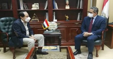 بيع نسخة مقلدة من الموناليزا بملايين الدولارات فى مزاد بباريس.. اعرف السعر