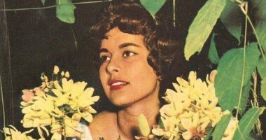نجم اليوم.. تعرف على دور أنيس منصور ومصطفى أمين فى دخول آمال فريد عالم الفن