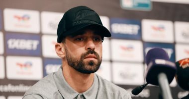 هل يتسبب إيهاب جلال فى غلق عبد الله السعيد ملف الانتقال للزمالك؟