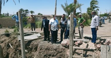 "حياة كريمة" بالمحافظات.. مشروعات قومية وقوافل طبية وشبكات مياه وصرف ومجمعات خدمات متكاملة.. فحص 4300 مواطن بقوافل طبية بالمحلة وقنا ودمياط.. وأهالى المنوفية عن تبطين ترعة شما: شكرا للرئيس السيسى