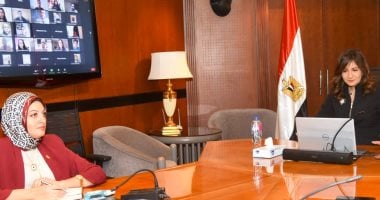 وزيرة الهجرة تبحث مع شباب الدارسين بالخارج مشاركتهم بمبادرة "حياة كريمة"