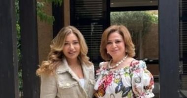 الصديقتان ليلى علوى وإلهام شاهين معاً فى أحدث ظهور.. صور