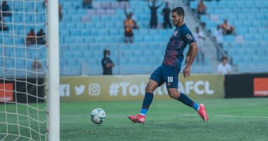 الأهلي يتغنى بمحمد شريف: المخيف يمارس هوايته ويسجل هدف الفوز