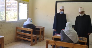 طلاب القسم العلمى يؤدون غدا امتحان مادة اللغة الإنجليزية بالثانوية الأزهرية