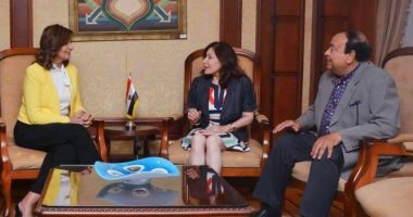 وزيرة الهجرة تهنئ الدكتور وجيه المراغى لفوزه بوسام أونتاريو للمهندسين بكندا