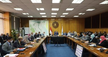 وزير القوى العاملة: توفير قاعدة البيانات بمراكز التدريب المهنى والوحدات المتنقلة