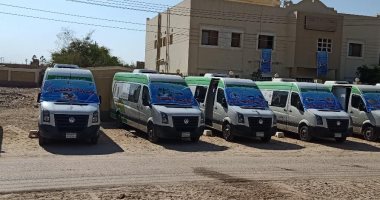 "صحة المنيا" تنظم قافلة طبية لخدمة أهالى بنى صامت فى بنى مزار