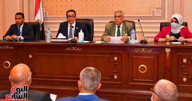 "نقل النواب" توجه بدراسة نقل محطة سكة حديد وسط مدينة الفيوم    