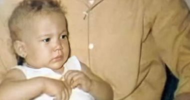 بصورة نادرة من طفولتها.. جينفر لوبيز توجه رسالة لوالدها فى عيد الأب