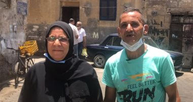 روميو وجولييت السيدة.. صبحى وأمل حب وكفاح عمره 30 سنة على عربة طعمية.. فيديو