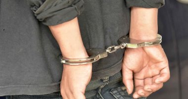 اعتقال مكسيكيا فى إيطاليا خنق زوجته بوسادة وحاول قتل ابنه