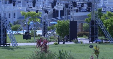 شاهد تجهيزات ختام مهرجان الإسماعيلية وتفاصيل الحفل قبل انطلاقه بساعات