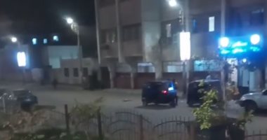 تفاصيل قتل شاب لـ3 أفراد من عائلته بالساطور وإصابة والدته بالمنيا.. فيديو