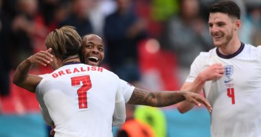 إنجلترا تتفوق على التشيك 1-0 فى الشوط الأول بـ"يورو 2020".. فيديو