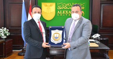 رئيس جامعة الإسكندرية يستقبل الملحق الثقافى السعودى لبحث سبل التعاون 