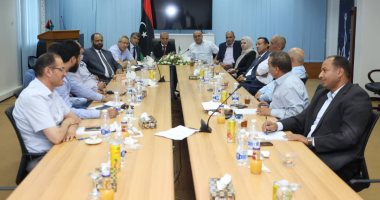 مسؤول ليبى يبحث مع أعضاء البرلمان جهود توحيد المؤسسة العسكرية الليبية