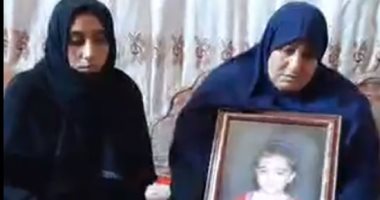 فرحة ودموع بمنزل الطفلة " أروى ".. عصفورة الجنة ترقد فى سلام بعد 10 أشهر من قتلها.. الجنايات تصدر حكما بإعدام المتهمين.. جدة القتيلة: اتمنيت أعيش لحد ما حقها يرجع.. والدتها: مش هسامح اللى قتلوها 