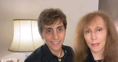 أحدث ظهور لـ جارة القمر فيروز مع ابنتها ريما الرحبانى.. صورة