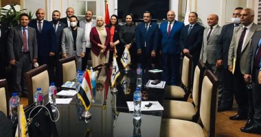 تنسيقية شباب الأحزاب تواصل جلسات الحوار المجتمعى حول قانون الشهر العقارى
