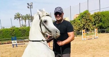 أحمد السقا يعود لترويض الخيول فى أحدث ظهور