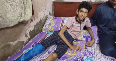 عظامه زجاجية.. مصطفى يحقق المستحيل بحصوله على الأول فى الشهادة الإعدادية بسوهاج