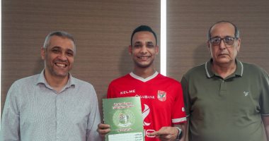  الأهلي يتعاقد مع محمد عسران لتدعيم فريق الكرة الطائرة