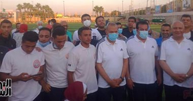 وزير التعليم العالى ومحافظ القليوبية يشاركان فى مباراة كرة قدم.. لايف