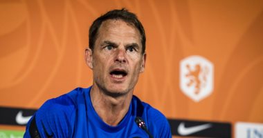 يورو 2020.. دي بور: منتخب هولندا دائما يعاني أمام التشيك