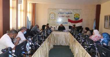 جامعة أسوان تدرس إنشاء مشروع وحدة تجفيف الثمار والأعشاب الطبية