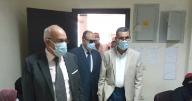 لجنة من وزارة الصحة تتفقد وتفتتح عيادة تنظيم الأسرة بمستشفى أسوان الجامعى..صور
