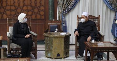 شيخ الأزهر: دعم القطاع الصحى واجب وطنى على كافة المؤسسات