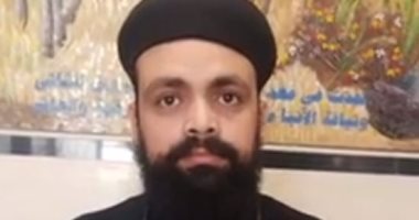 مصر الحلوة.. كاهن كنيسة يشترى صك أضحية العيد لتوزيعه على مسلمى الشرقية.. لايف