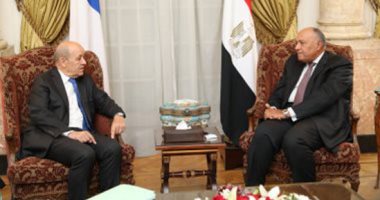 شكرى يبحث أزمة سد النهضة مع وزيرا خارجية الكونغو وفرنسا والملف السورى مع بيدرسون