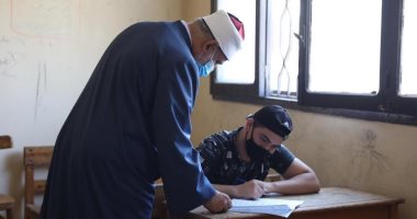 طلاب القسم الأدبى يؤدون اليوم امتحان مادة الجغرافيا بالثانوية الأزهرية