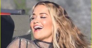 ريتا أورا تصور كليب "You For Me" على شاطئ ماليبو في كاليفورنيا    