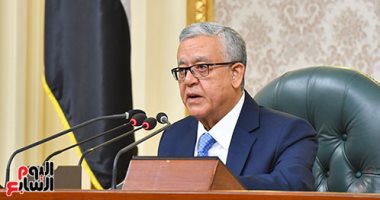 رئيس النواب يأمر بحذف عبارة "المرأة سبب التحرش" من مضبطة المجلس