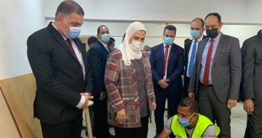 ثورة 30 يونيو.. توفير الحماية الاجتماعية للأسر الأولى بالرعاية.. إطلاق برنامج " تكافل وكرامة " لصرف مساعدات نقدية لـ14 مليون مواطن.. افتتاح مراكز جديدة لعلاج الإدمان.. وإنشاء مشروعات صغيرة للمتعافين من المخدرات