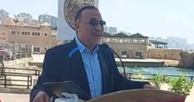 محافظ الإسكندرية يطلق مشروع الهوية البصرية من منطقة بير مسعود.. فيديو