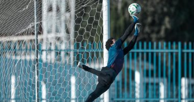 إنقاذ رائع للحارس مصطفى شوبير فى تدريب الأهلى استعدادا لبيراميدز.. فيديو