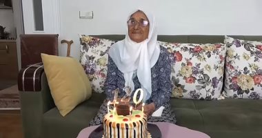 تركية تزعم أنها أكبر معمرة على قيد الحياة .. تبلغ من العمر 119 عامًا .. صور