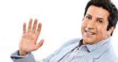 هانى رمزى يعود من أمريكا ويستأنف عرض "أبو العربى"
